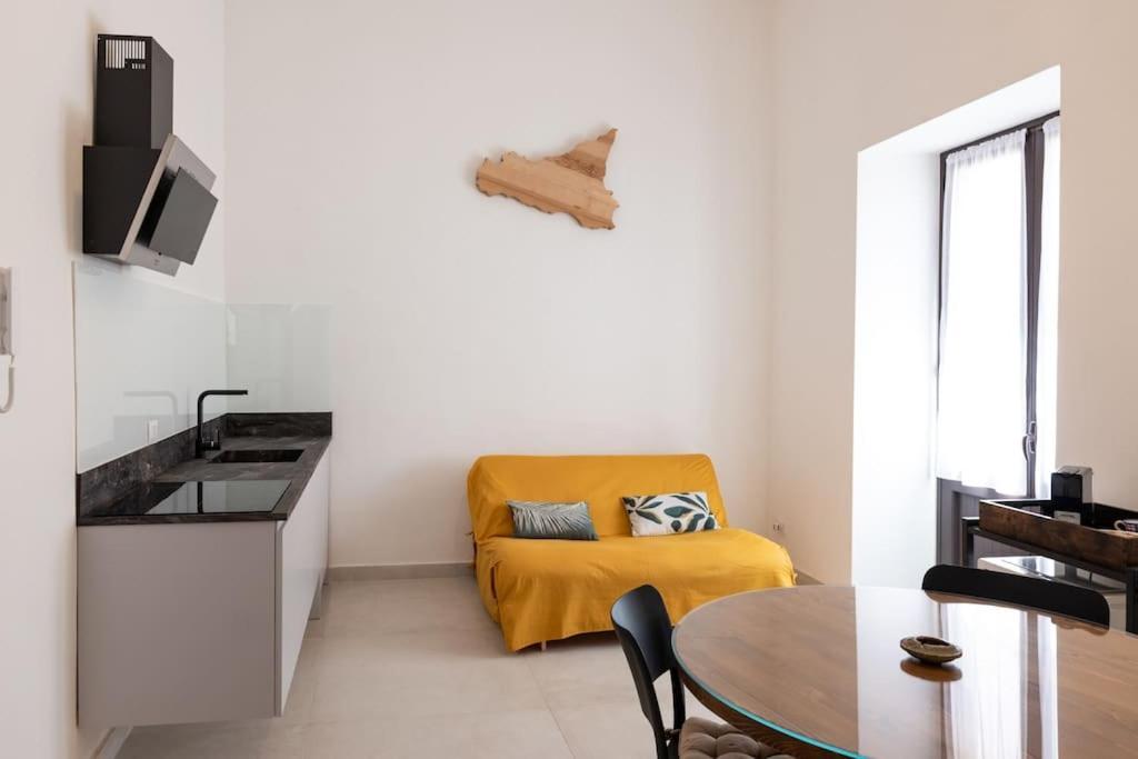 Collegiata - Downtown Apartment
