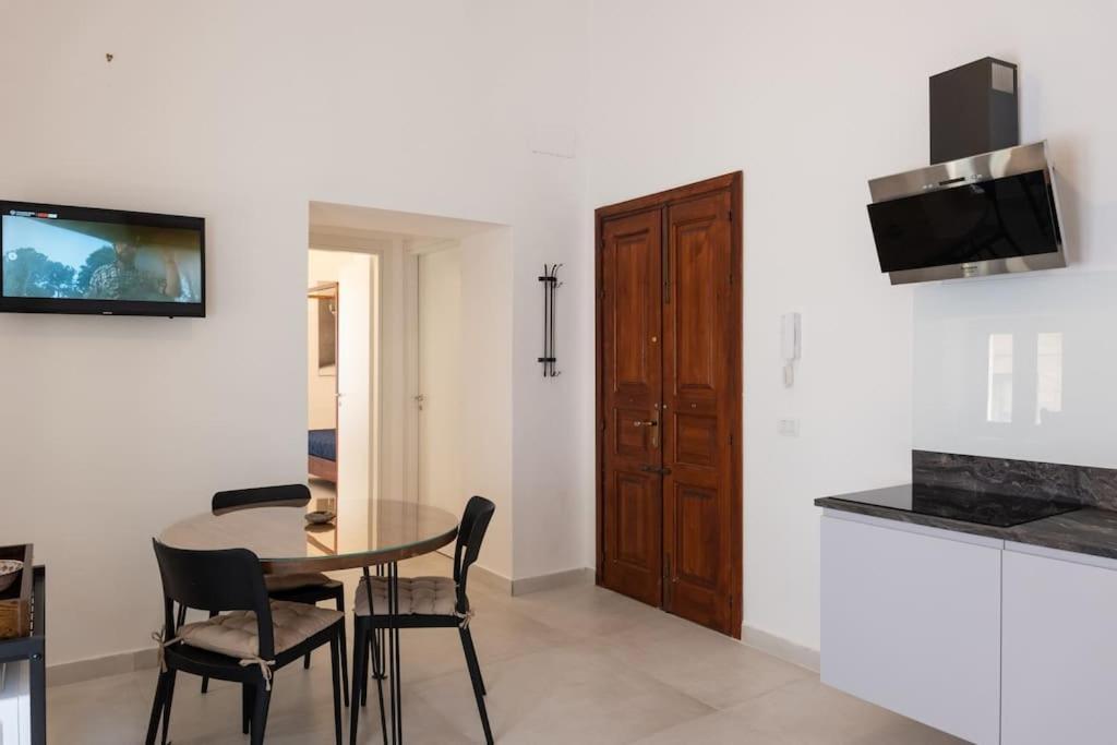 Collegiata - Downtown Apartment *